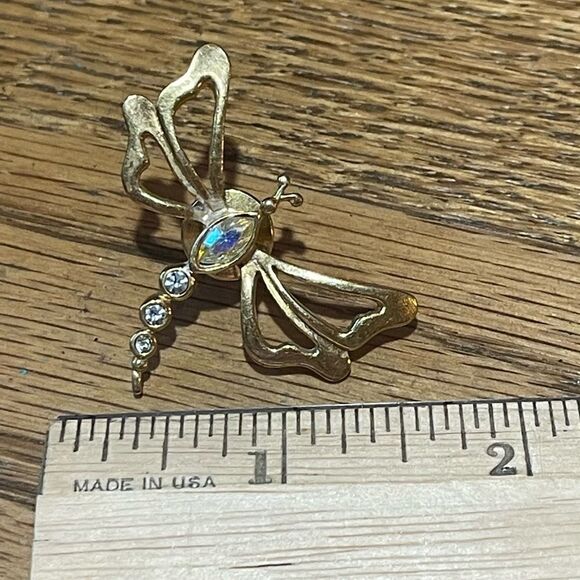 Vintage Gold Dragonfly Brooch Pin with Rhinestone - Picture 4 of 4